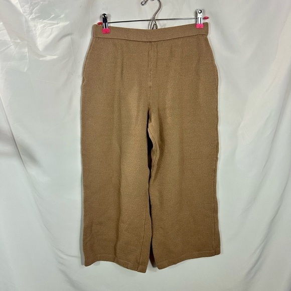 ST JOHN Santana Knit camel capris size 8 - Picture 1 of 6